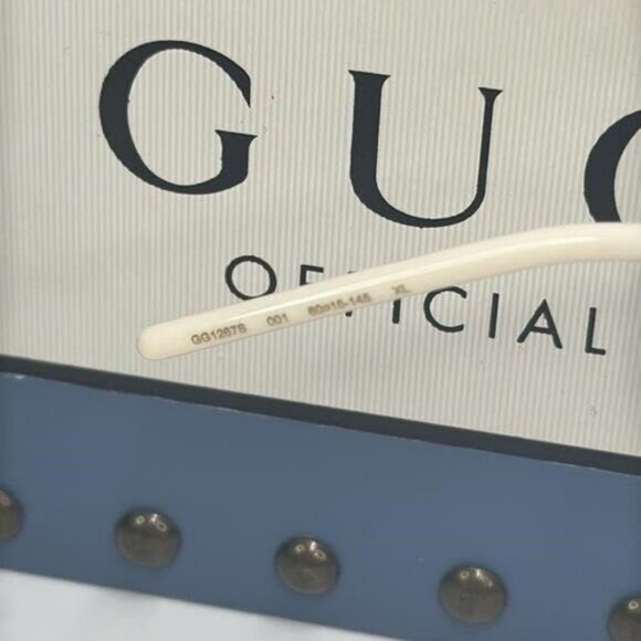 💯- New Authentic Gucci Grey Butterfly Ladies Sunglasses GG1267SA 001 60 - Picture 10 of 14